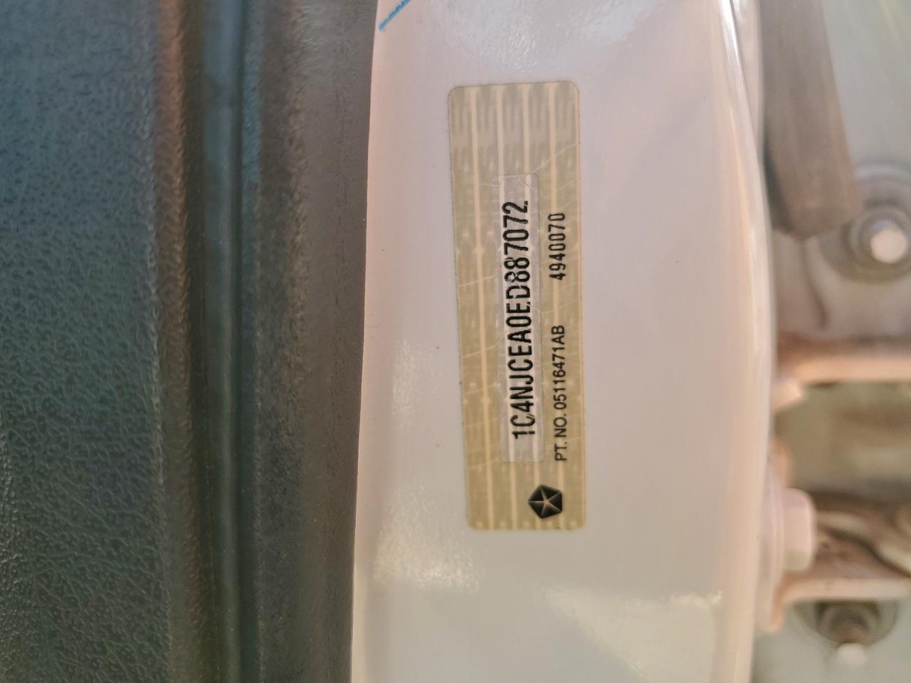 2014 Jeep Compass Latitude VIN: 1C4NJCEA0ED887072 Lot: 94647895