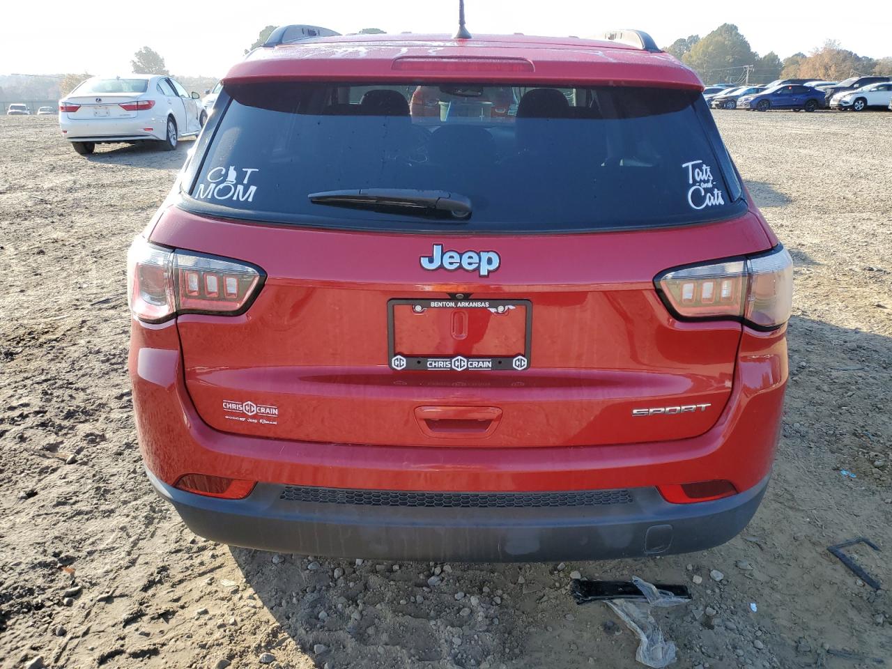 2018 Jeep Compass Sport VIN: 3C4NJCAB5JT271662 Lot: 92833645