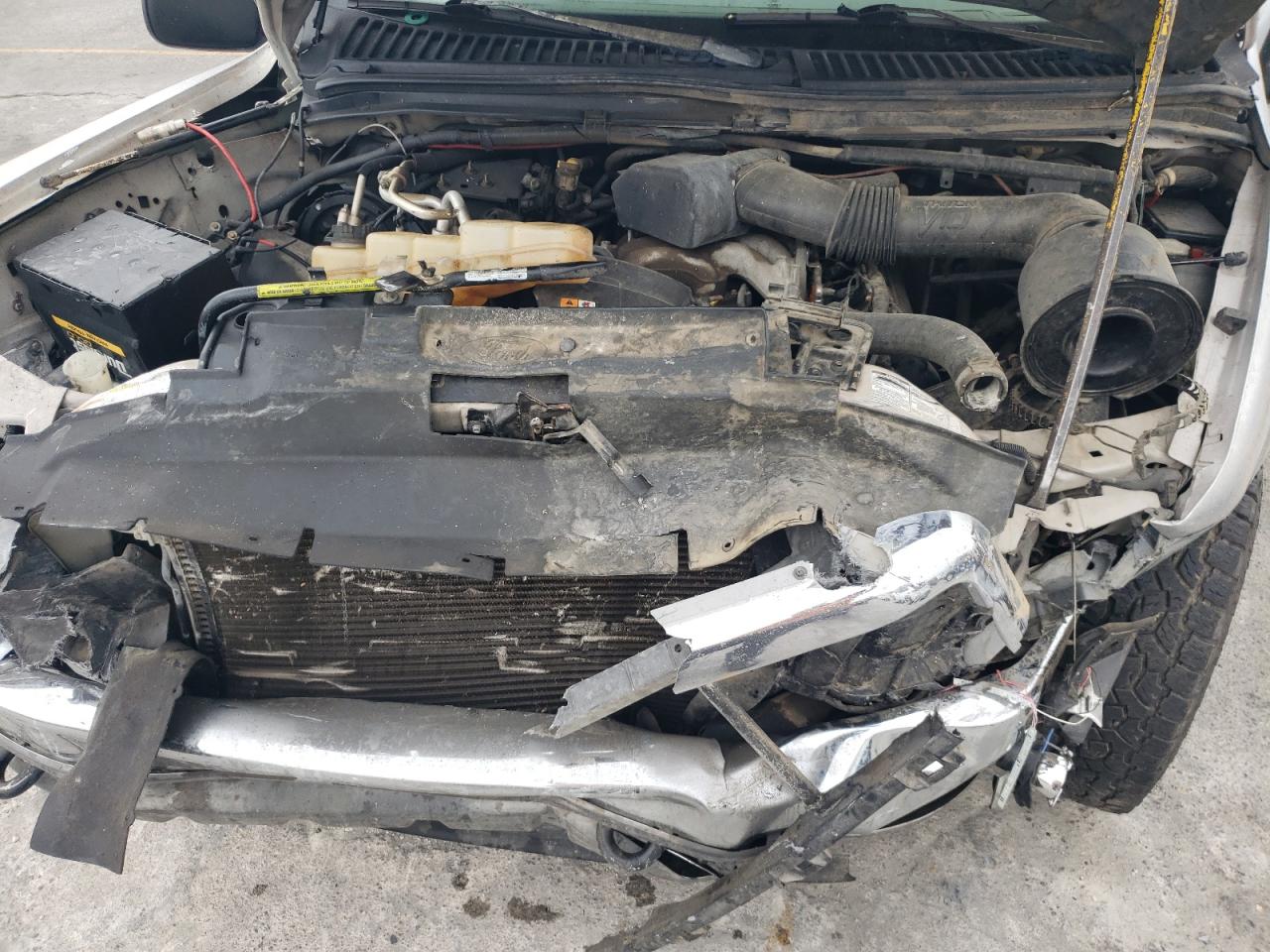 2001 Ford Excursion Xlt VIN: 1FMNU40S61EC87945 Lot: 92665075