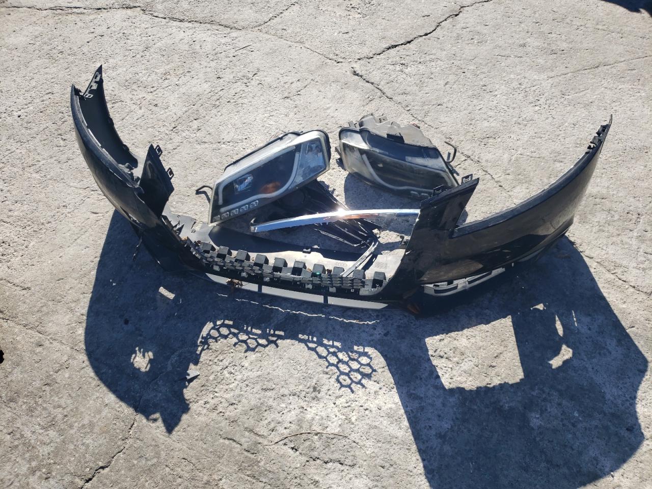 2013 Audi A3 Premium VIN: WAUBEAFM5DA000681 Lot: 93020095