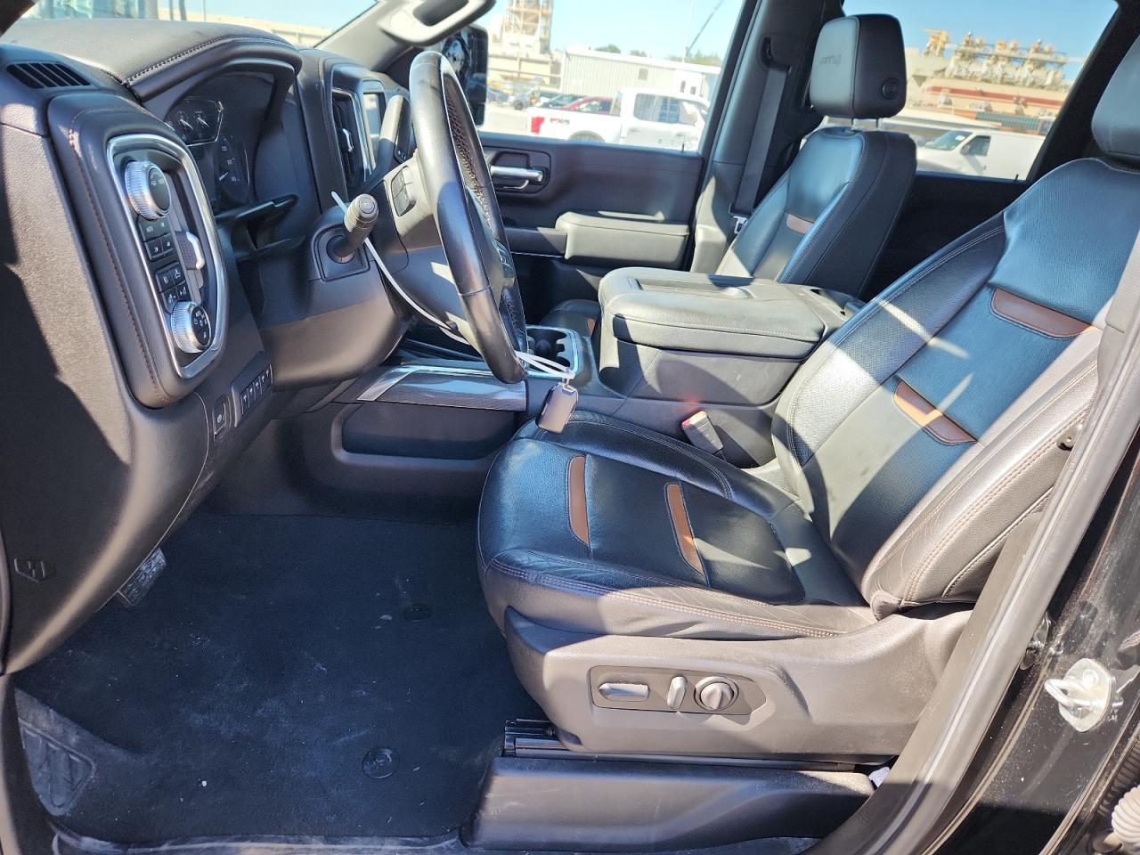 2022 GMC Sierra K2500 At4 VIN: 1GT49PEY0NF19255 Lot: 92203915