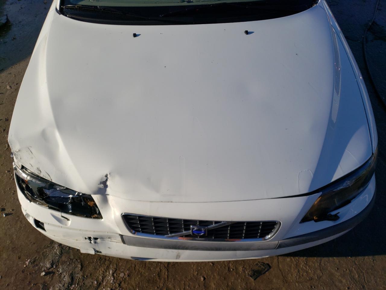 2004 Volvo S60 2.5T VIN: YV1RH59H142390648 Lot: 91839865