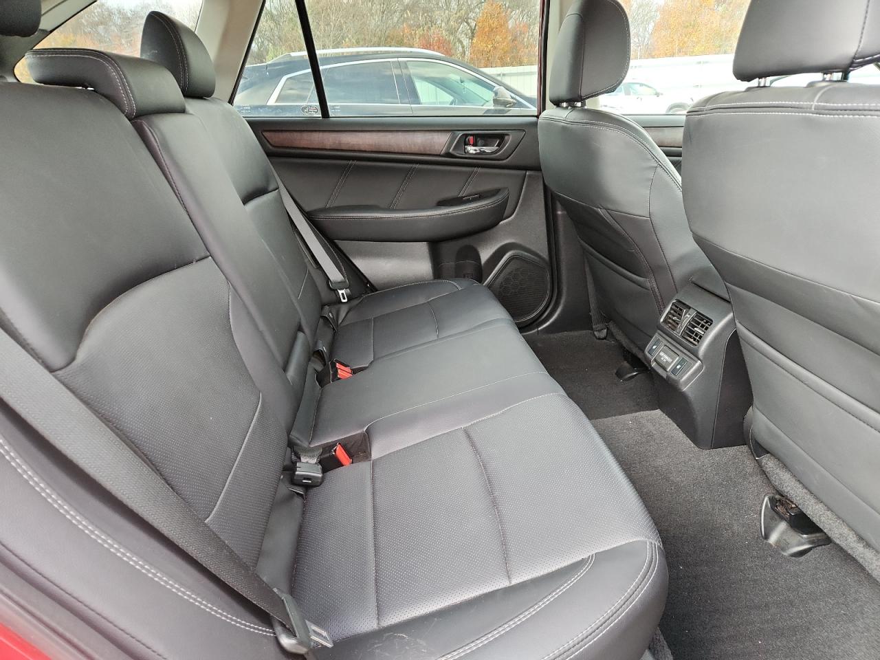 2018 Subaru Outback 2.5I Limited VIN: 4S4BSANC5J3261387 Lot: 93297285