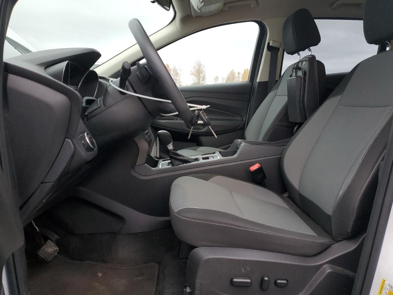 2017 Ford Escape Se VIN: 1FMCU0GDXHUB16199 Lot: 92024785