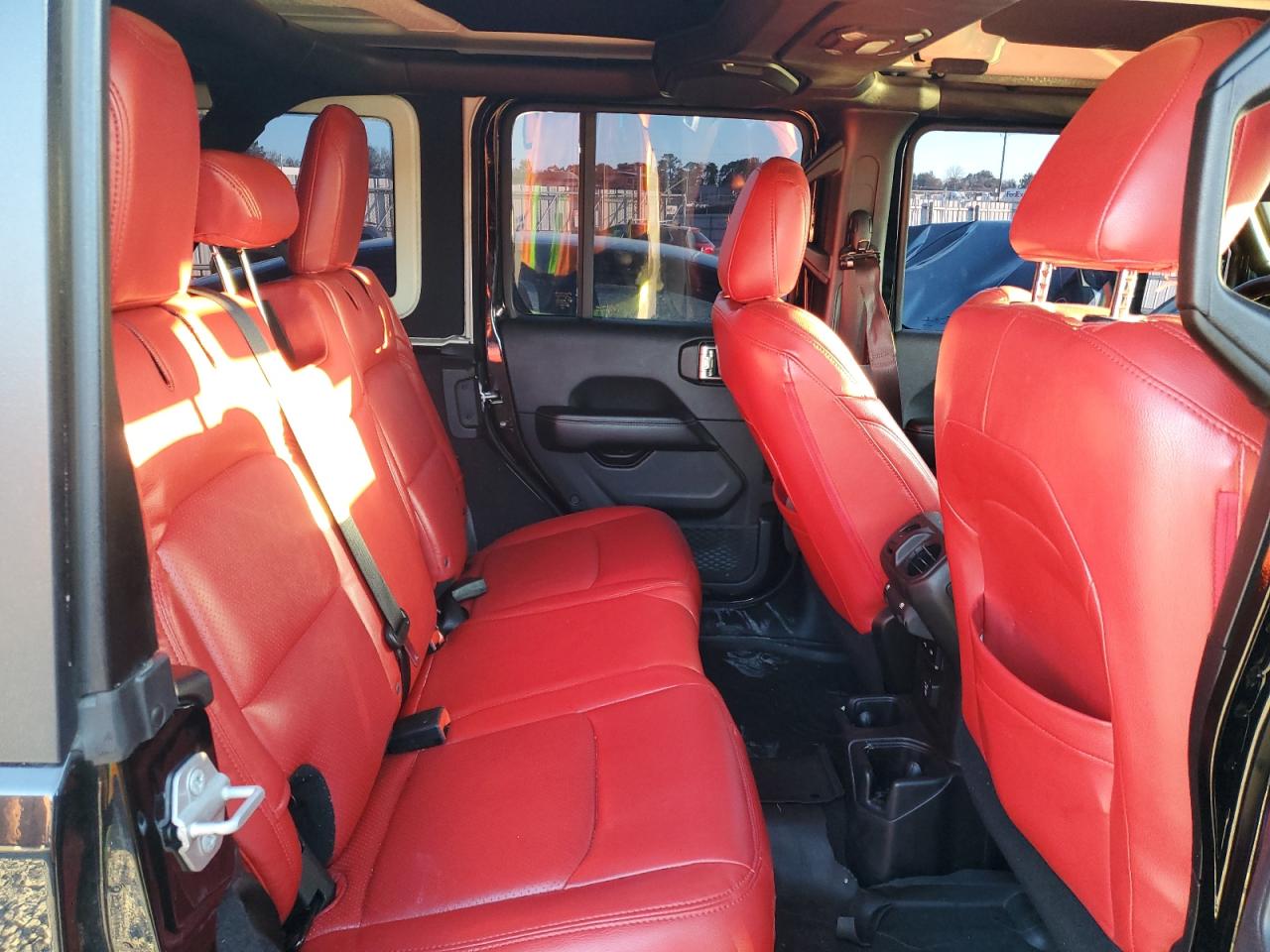 2018 Jeep Wrangler Unlimited Sahara VIN: 1C4HJXEN0JW141419 Lot: 81979955