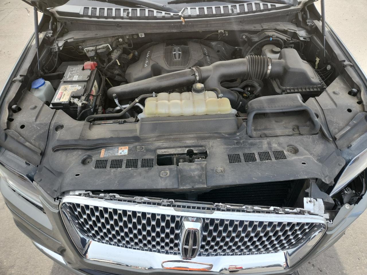 2019 Lincoln Navigator Reserve VIN: 5LMJJ2LT9KEL15557 Lot: 93868385