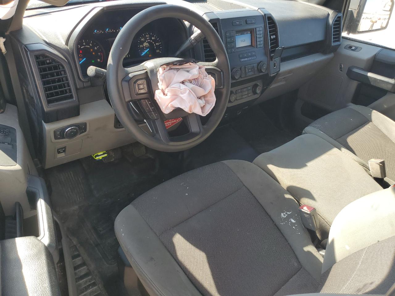 2019 Ford F150 VIN: 1FTMF1CB7KKC00593 Lot: 91673555