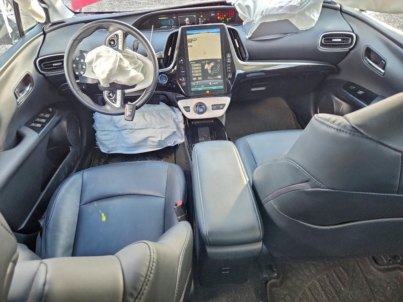 2018 Toyota Prius VIN: JTDKARFU9J3067572 Lot: 94416295