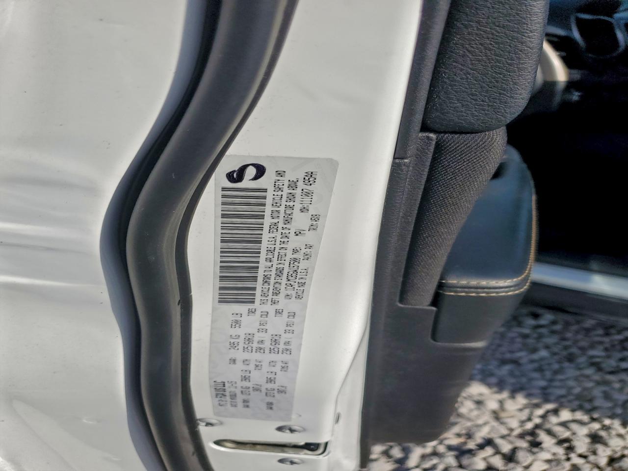 2016 Jeep Cherokee Latitude VIN: 1C4PJMCB5GW197500 Lot: 94343725