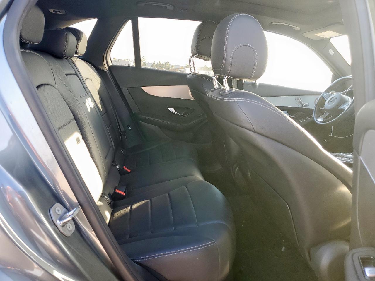 2017 Mercedes-Benz Glc 300 VIN: WDC0G4JB2HF138628 Lot: 90356525