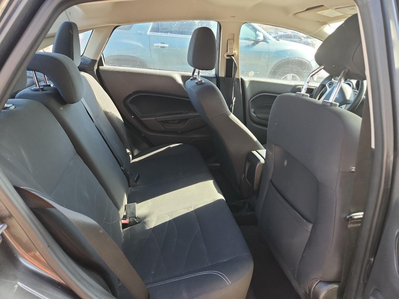 2019 Ford Fiesta Se VIN: 3FADP4BJ7KM114481 Lot: 92630005