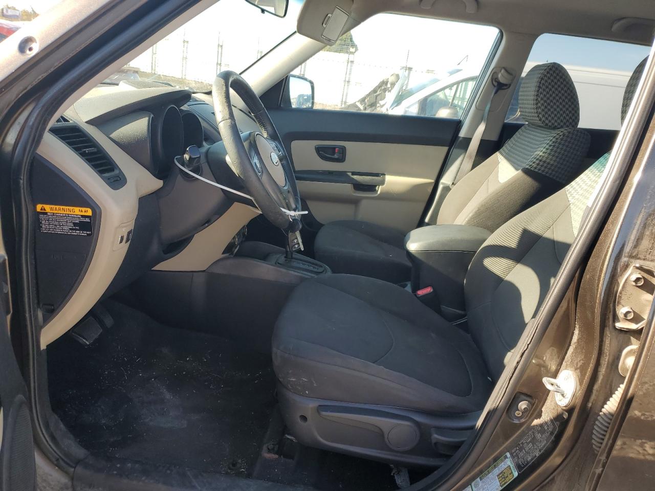 2010 Kia Soul + VIN: KNDJT2A22A7048938 Lot: 91074165