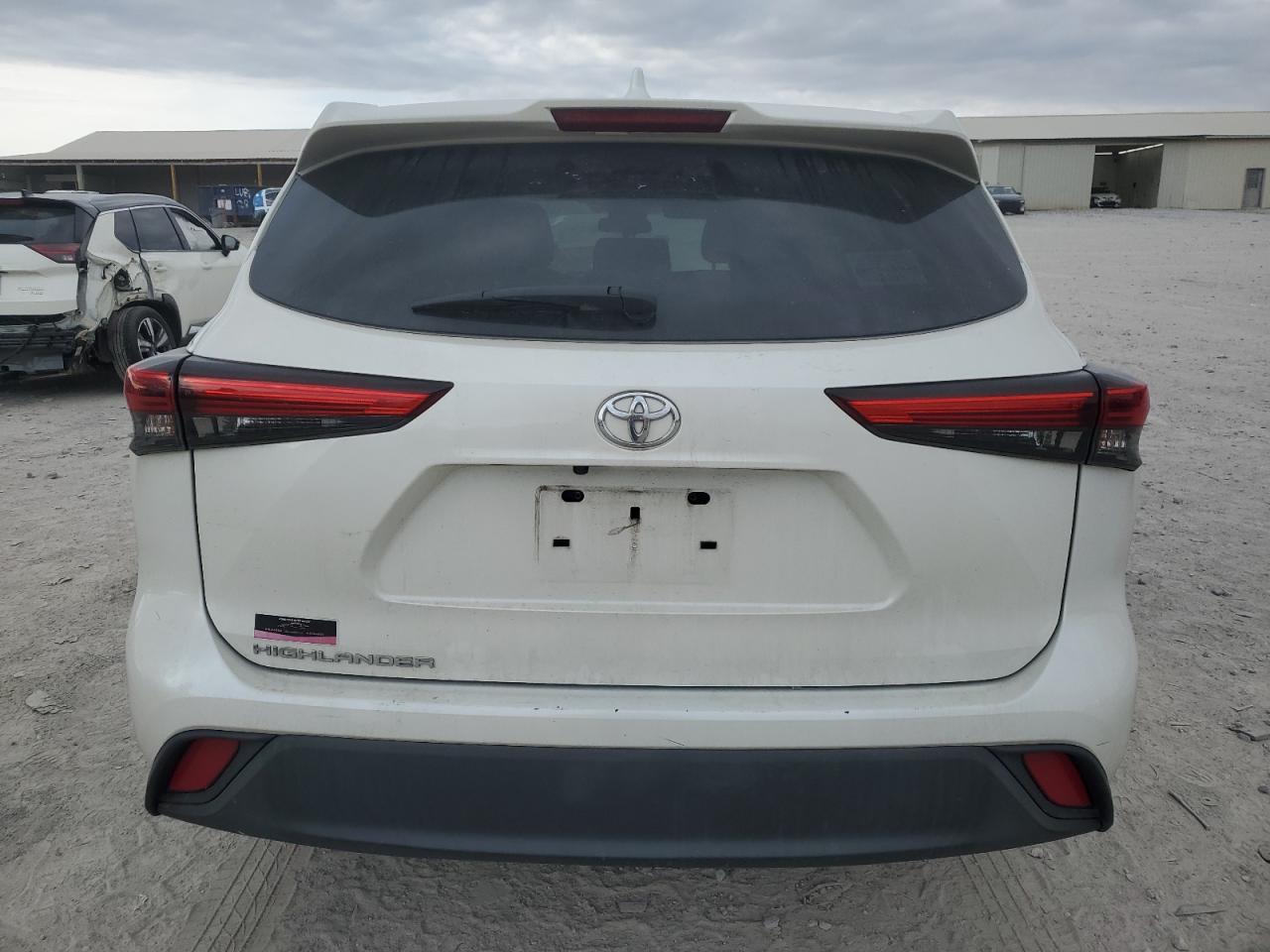 2021 Toyota Highlander L VIN: 5TDCZRAH0MS033708 Lot: 94646125
