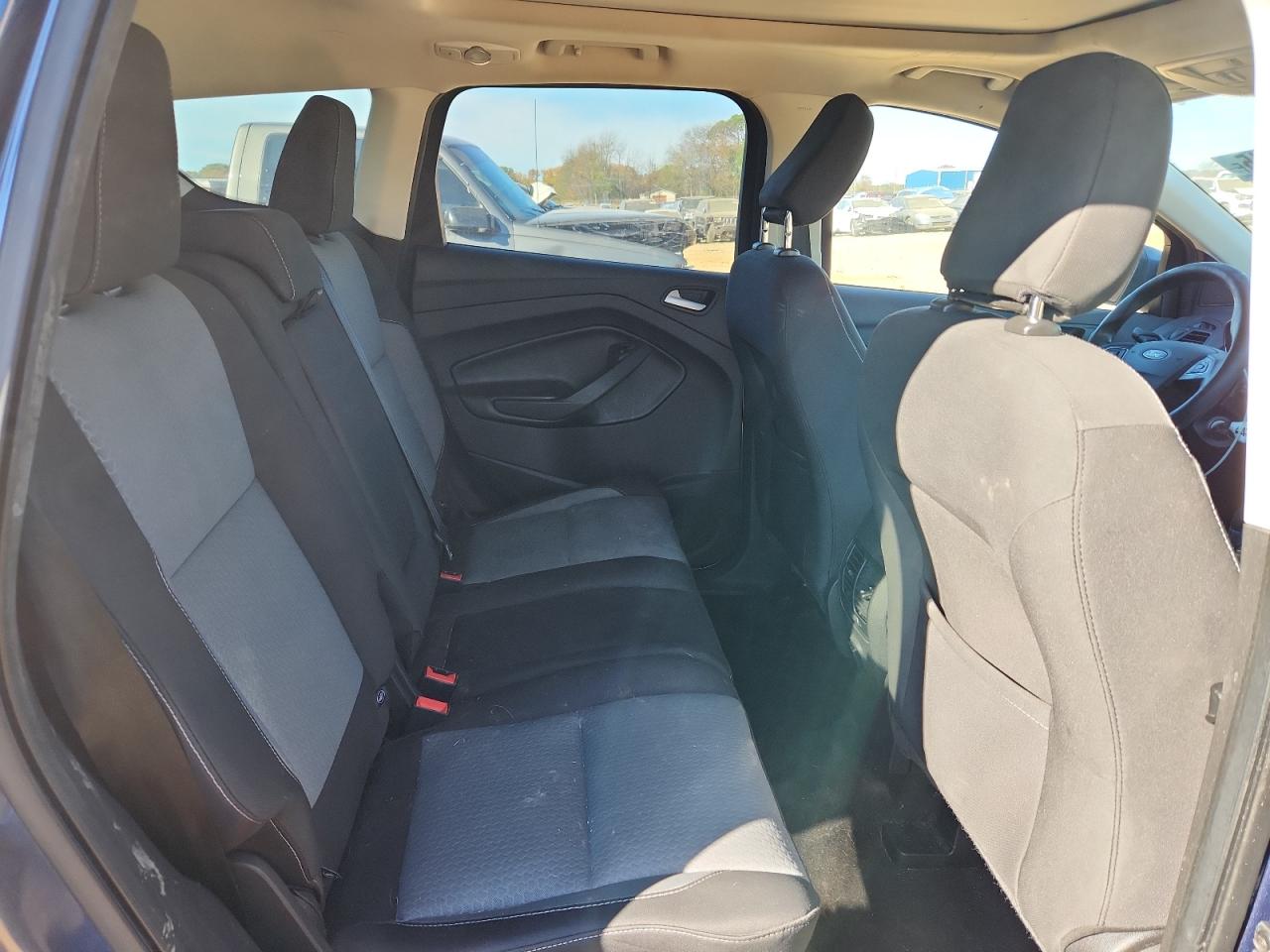 2018 Ford Escape Se VIN: 1FMCU0GD2JUC74168 Lot: 92471615