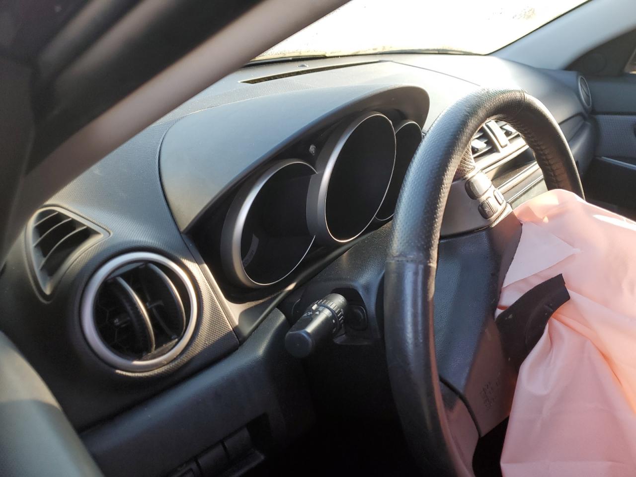 2007 Mazda 3 S VIN: JM1BK323371753313 Lot: 92413285