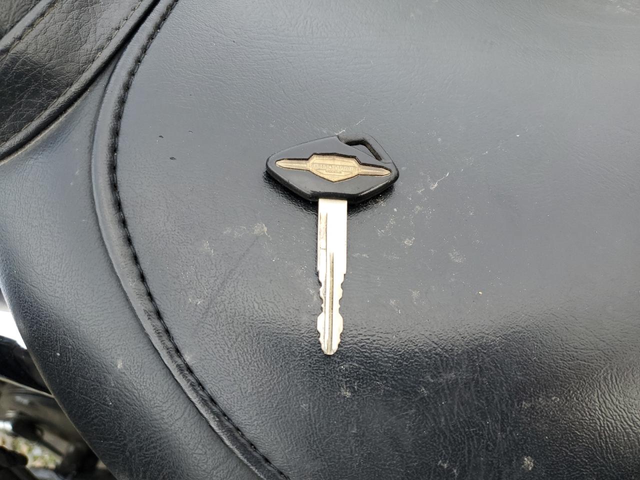 2006 Suzuki M50 Bk5 VIN: JS1VS56A062100362 Lot: 91635295