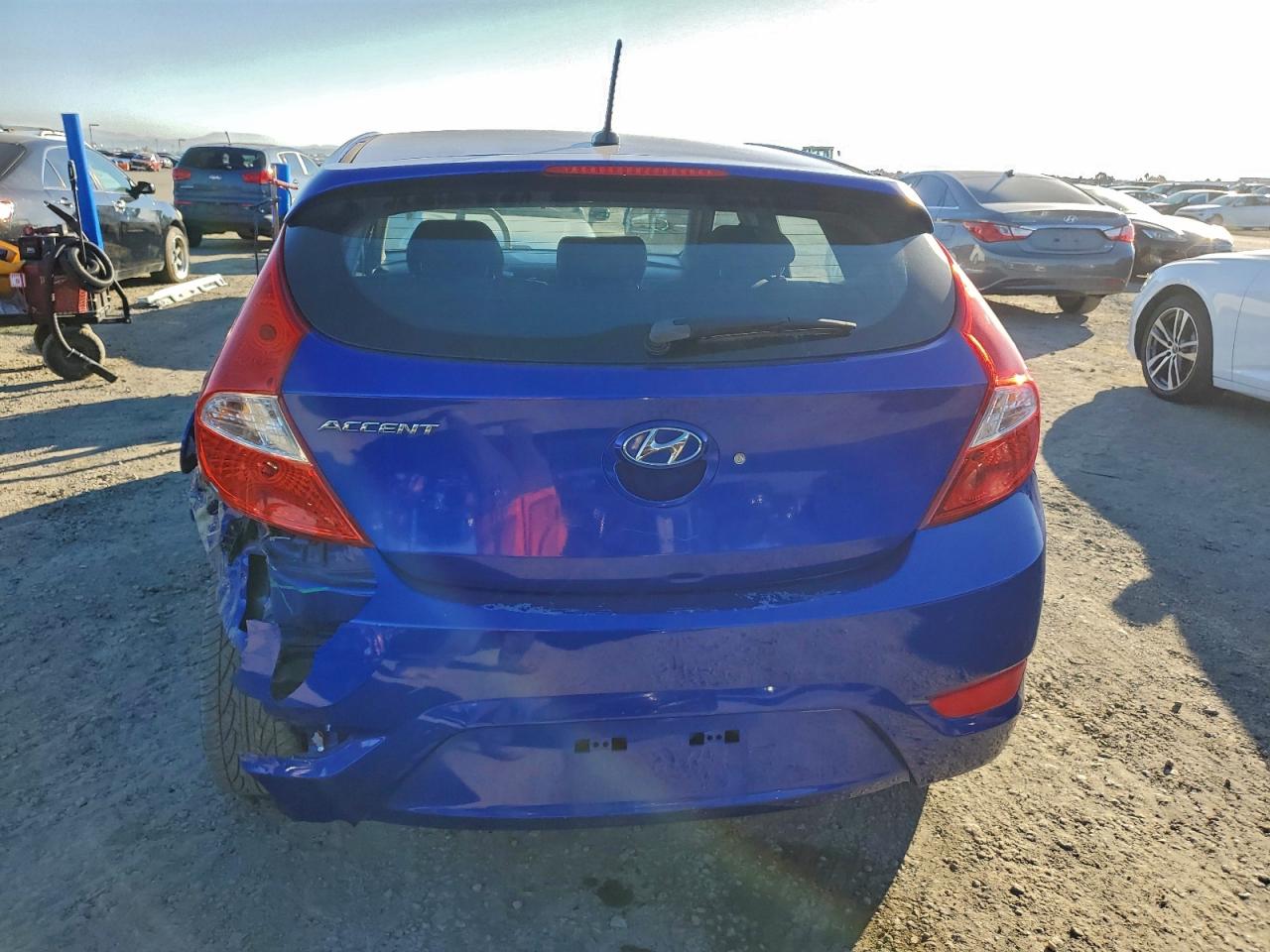 2013 Hyundai Accent Gls VIN: KMHCU5AE3DU064567 Lot: 93346245