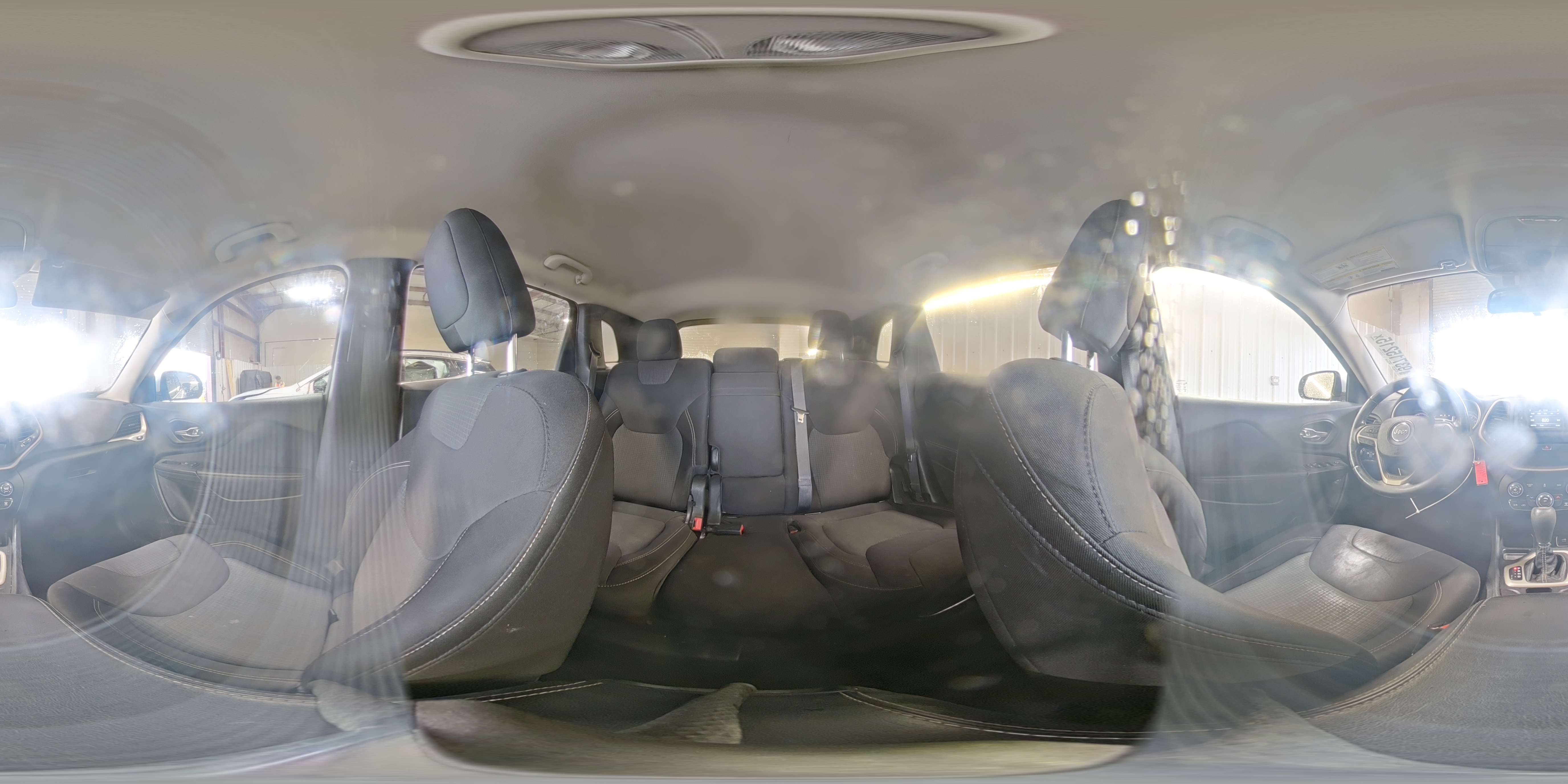 2015 Jeep Cherokee Latitude VIN: 1C4PJLCB9FW747175 Lot: 93715215