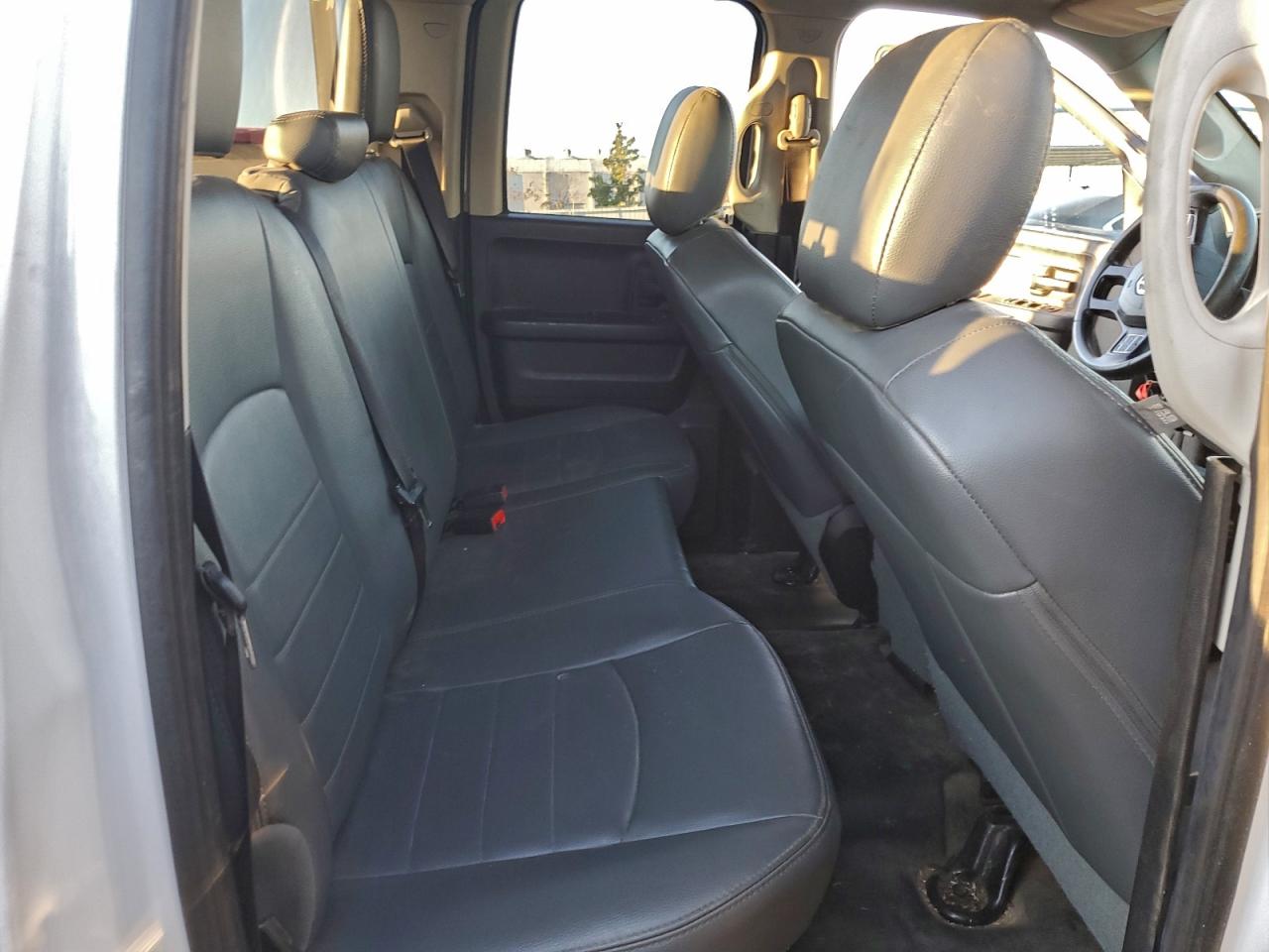 2016 Ram 1500 St VIN: 1C6RR7FG1GS267065 Lot: 94180265