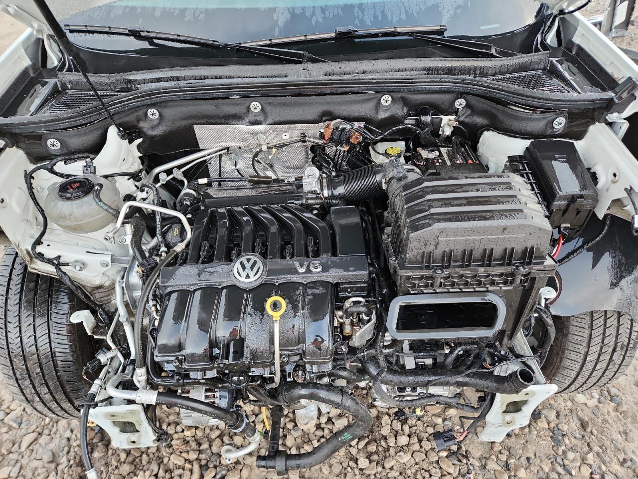 2022 Volkswagen Atlas Sel Premium R-Line VIN: 1V2FR2CA5NC555479 Lot: 93136255