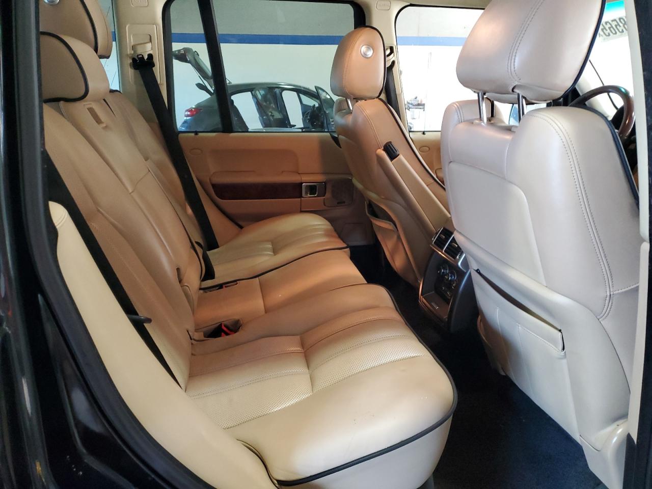 2012 Land Rover Range Rover Hse Luxury VIN: SALMF1D42CA388584 Lot: 92658565