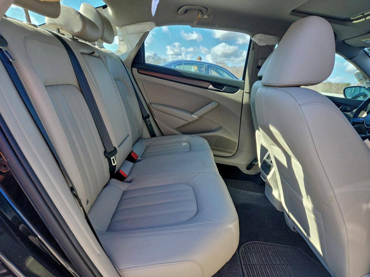 2020 Volkswagen Passat Sel VIN: 1VWCA7A32LC027213 Lot: 94458855