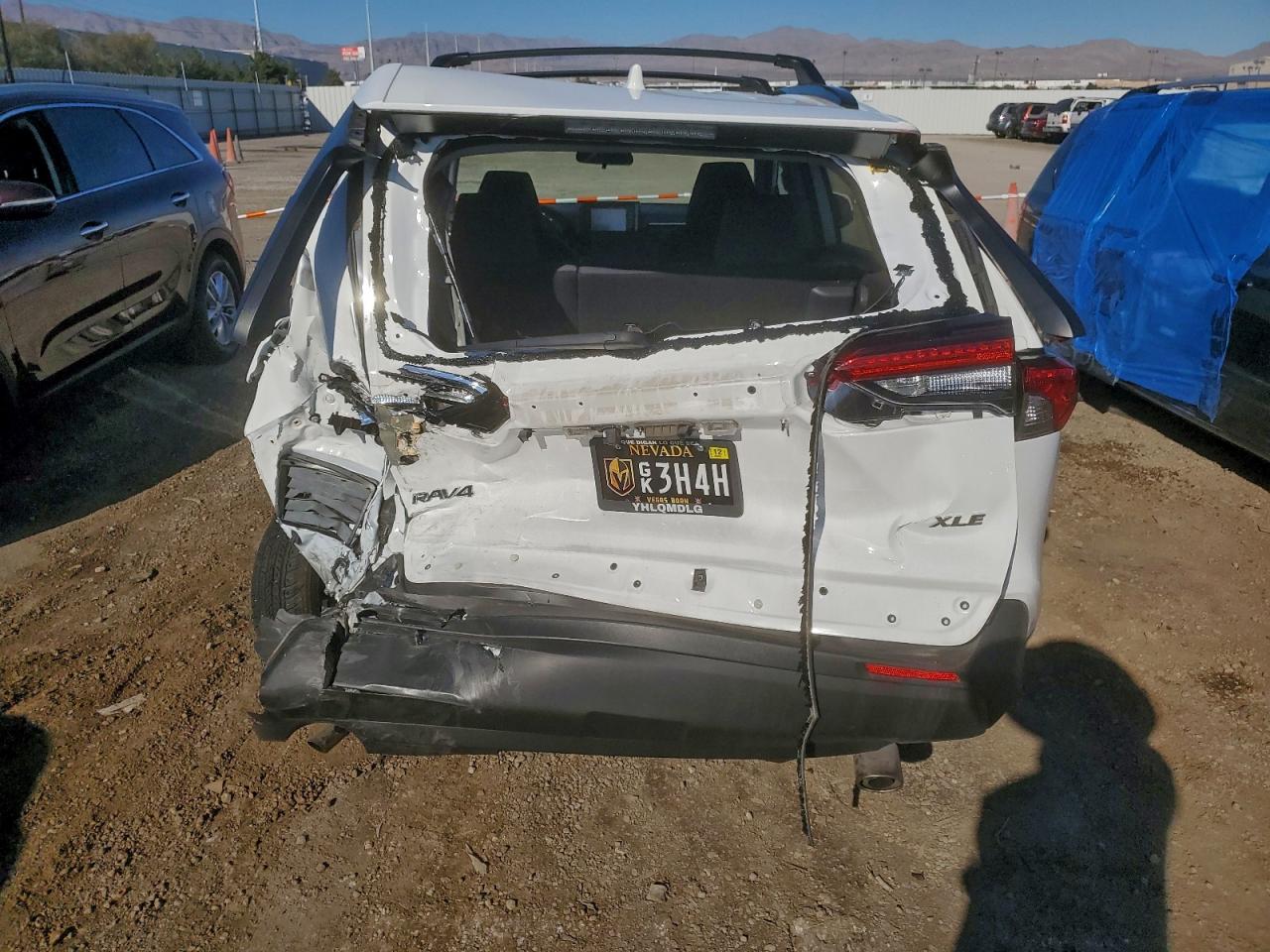 2022 Toyota Rav4 Xle VIN: 2T3W1RFV1NC174856 Lot: 94547355