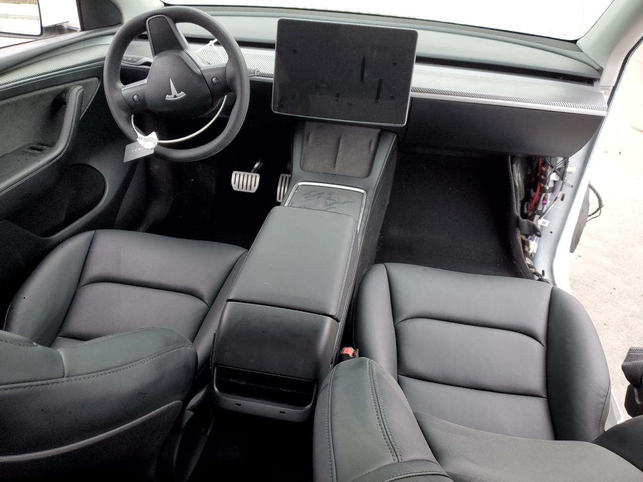 2023 Tesla Model Y VIN: 7SAYGDEF3PF815696 Lot: 91650135