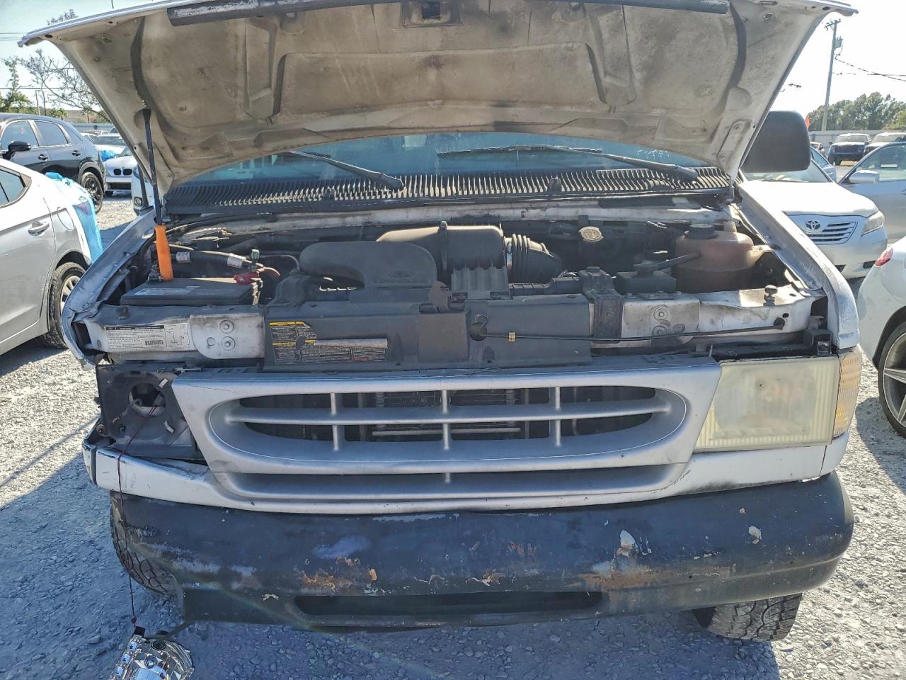 2001 Ford Econoline E250 Van VIN: 1FTNS24201HA25944 Lot: 93936465