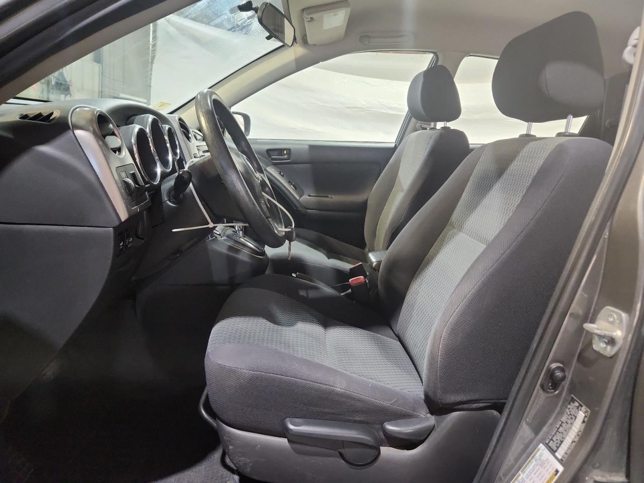 2008 Toyota Corolla Matrix Xr VIN: 2T1KR32E68C720400 Lot: 93436085