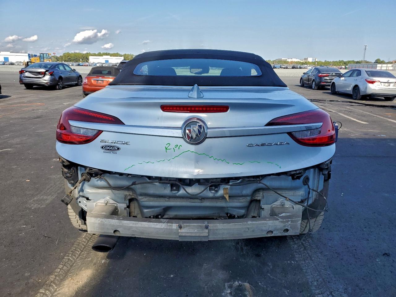 2018 Buick Cascada Premium VIN: W04WH3N53JG040665 Lot: 93914535