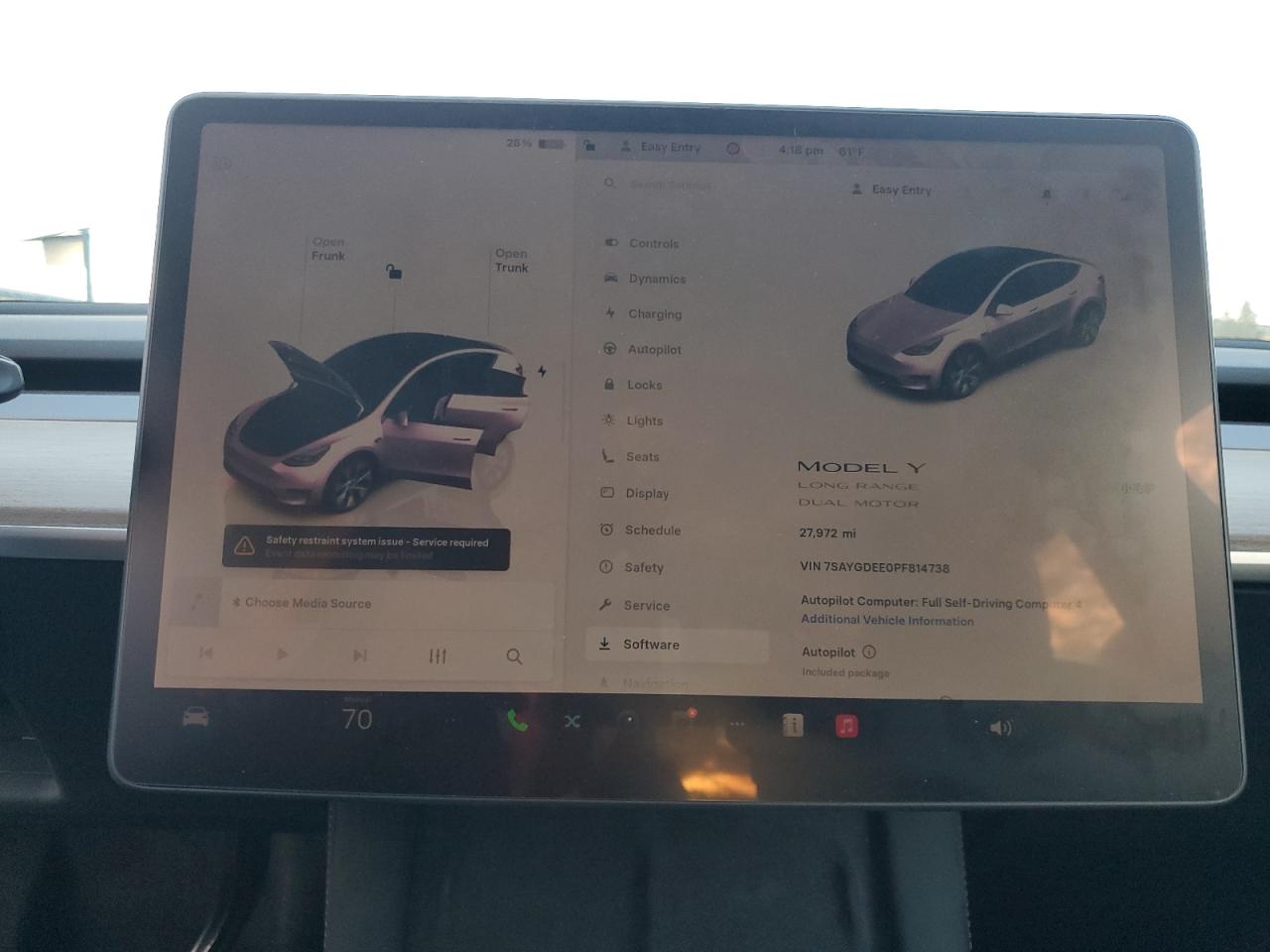 2023 Tesla Model Y VIN: 7SAYGDEE0PF814738 Lot: 92752325