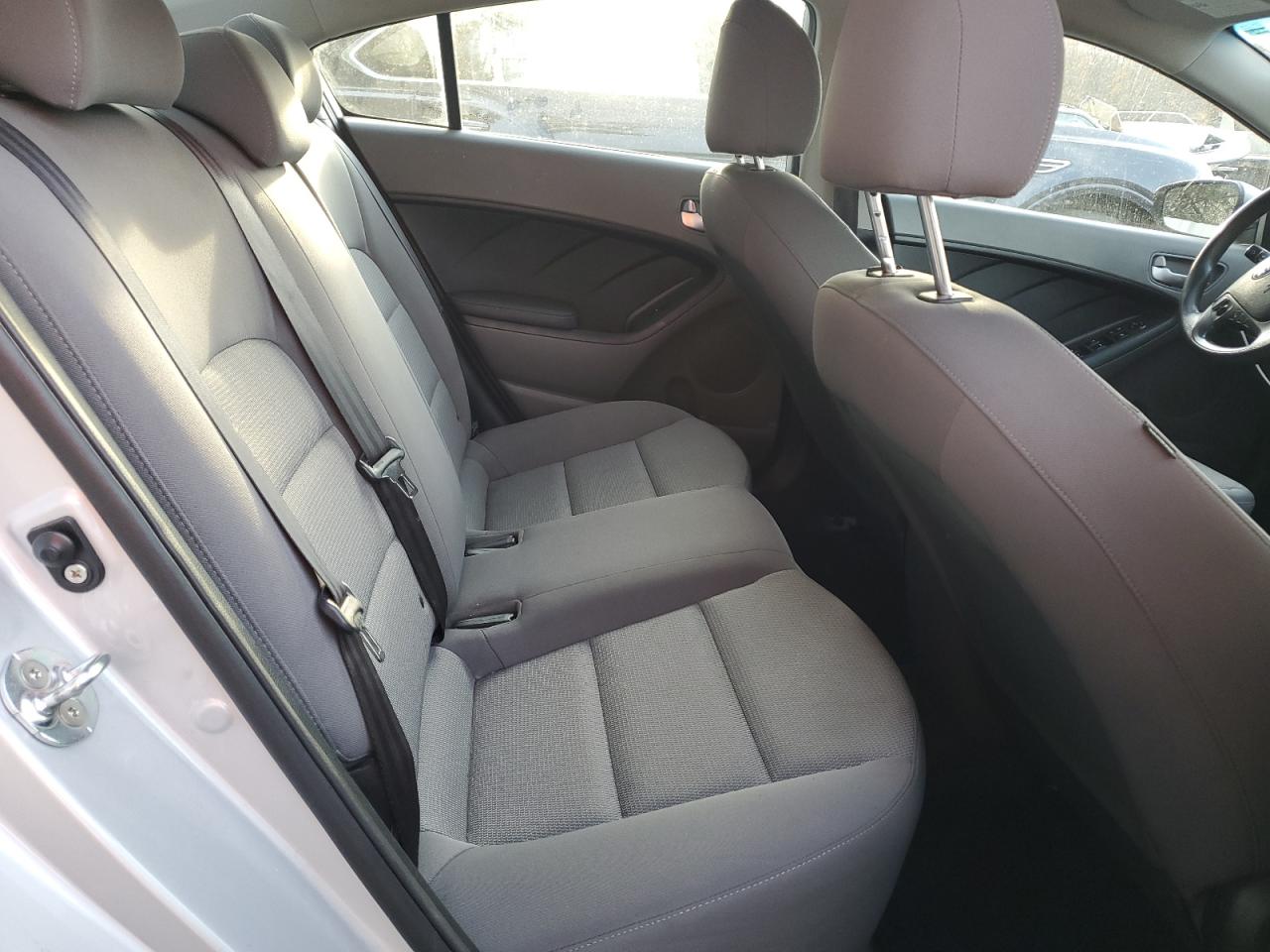 2017 Kia Forte Lx VIN: 3KPFK4A70HE123503 Lot: 91934955