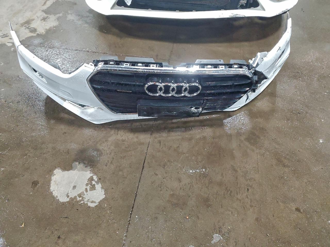 2015 Audi A4 Premium Plus VIN: WAUFFAFL9FN007490 Lot: 94102005