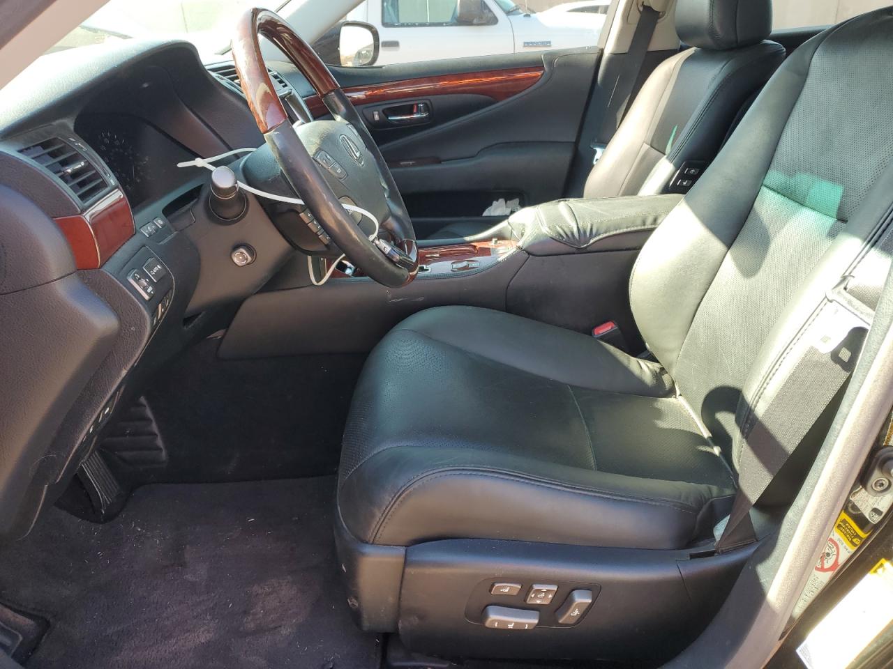 2008 Lexus Ls 460 VIN: JTHBL46F585081139 Lot: 92236535