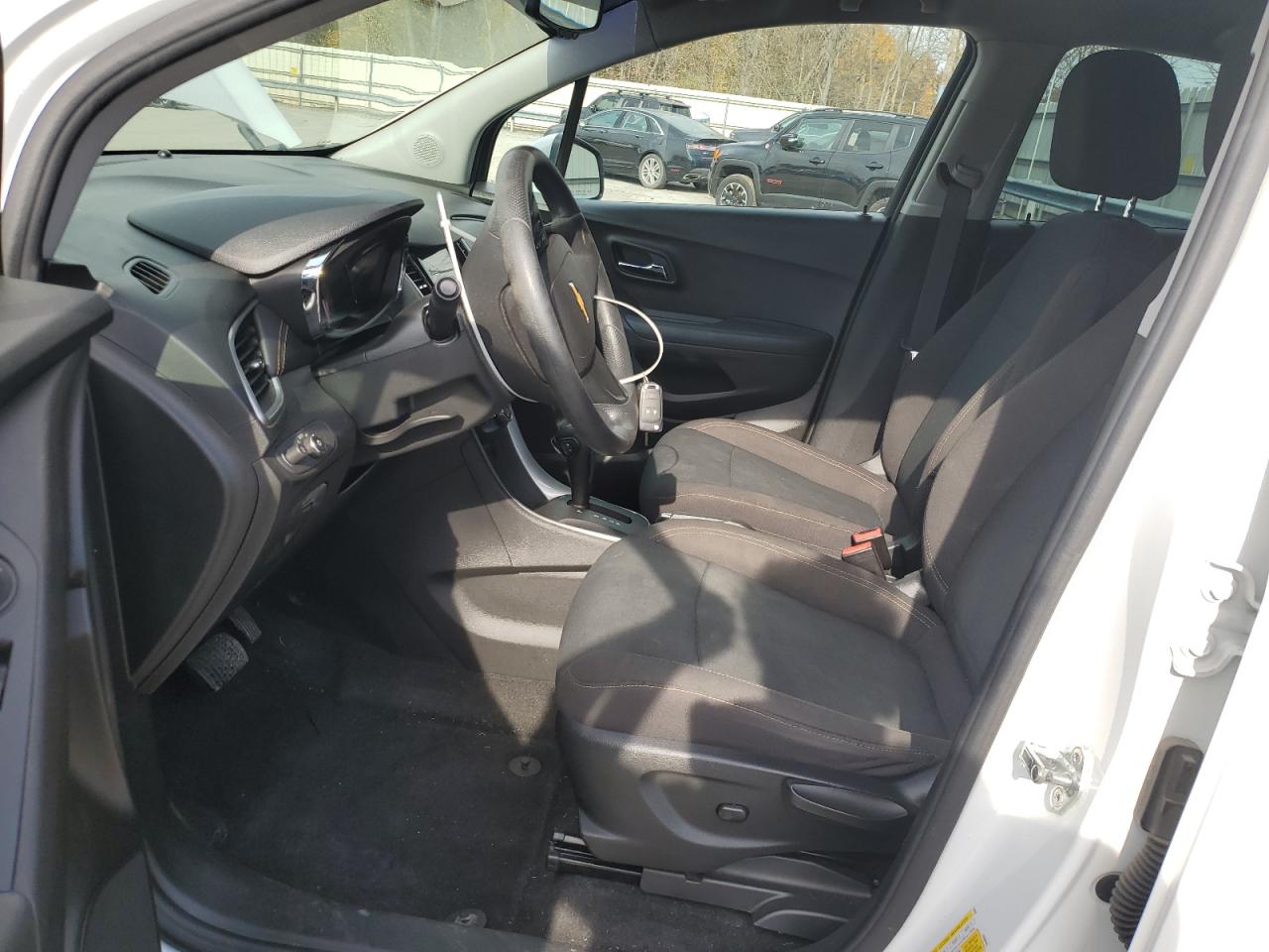 2018 Chevrolet Trax Ls VIN: KL7CJNSB5JB614020 Lot: 90864185