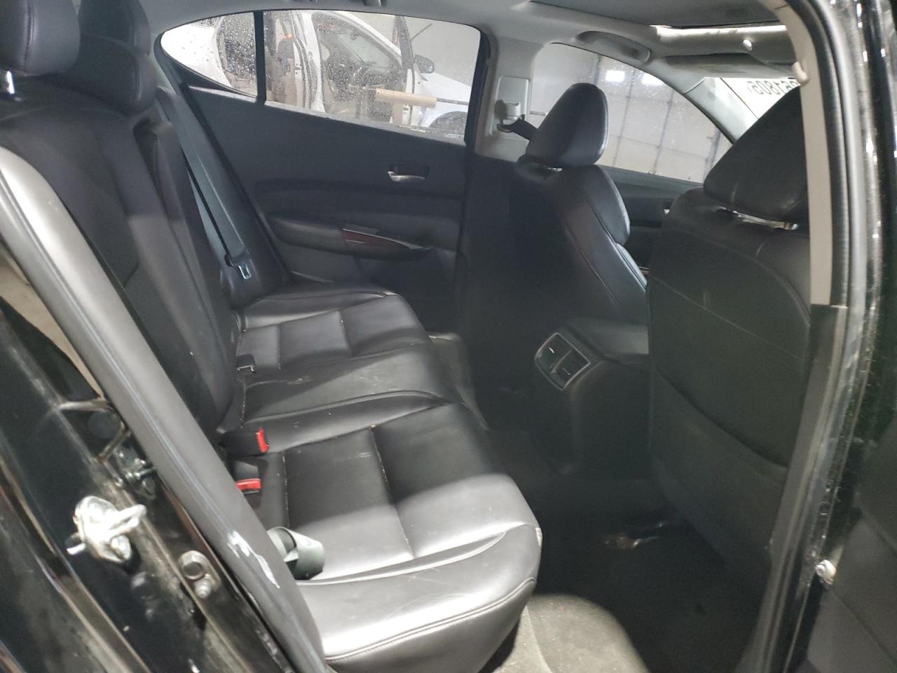 2015 Acura Tlx VIN: 19UUB2F32FA018805 Lot: 92261805