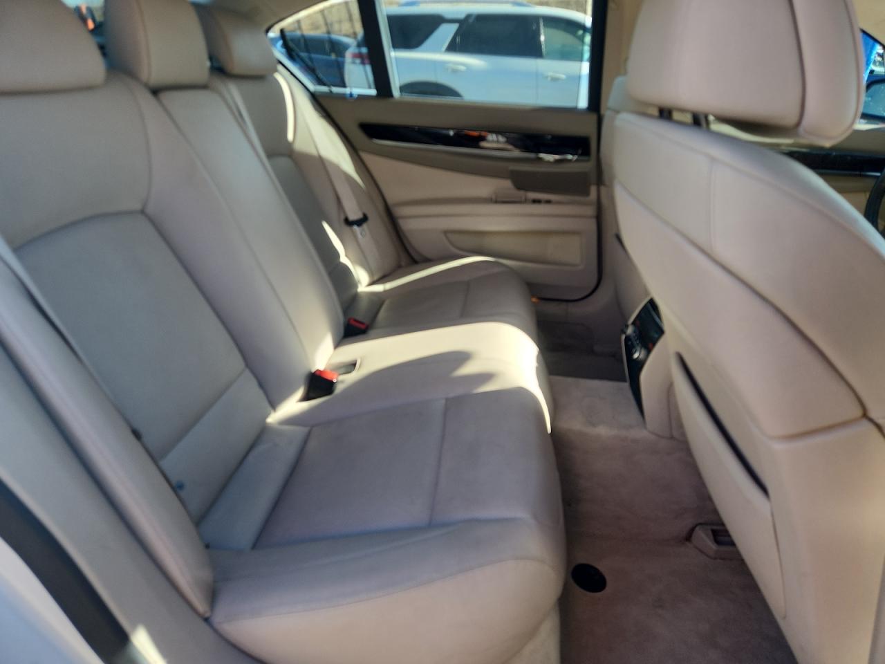 2010 BMW 750 I xDrive VIN: WBAKC6C53ACL67725 Lot: 92725415