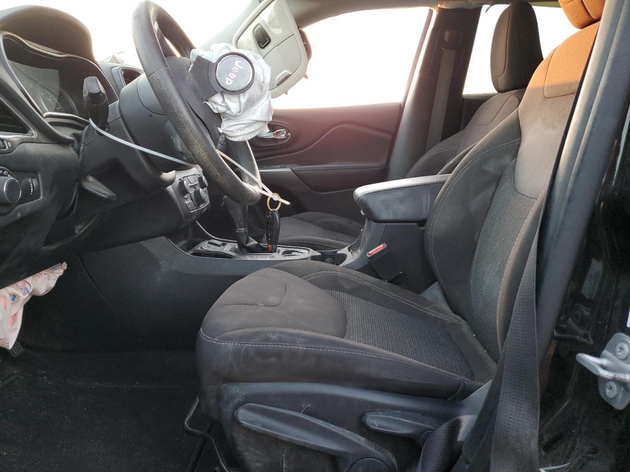 2020 Jeep Cherokee Latitude VIN: 1C4PJLCB5LD606627 Lot: 91905675