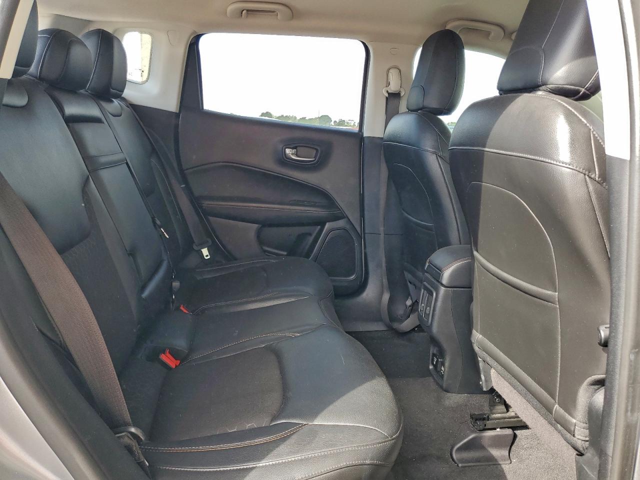 2018 Jeep Compass Latitude VIN: 3C4NJCBB9JT194230 Lot: 93777195