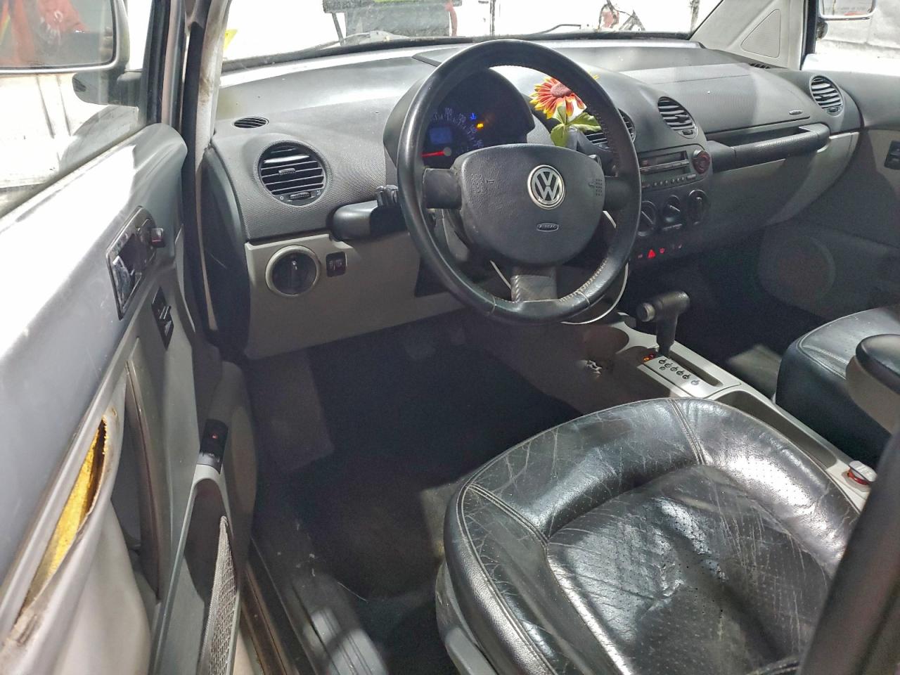 2000 Volkswagen New Beetle Glx VIN: 3VWDD21C9YM423143 Lot: 93456965