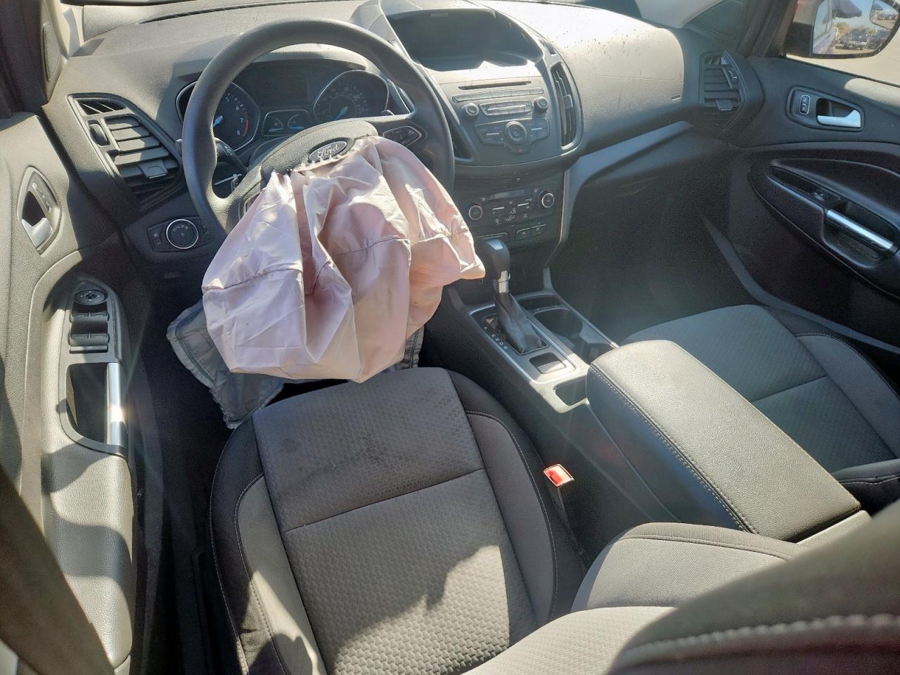 2017 Ford Escape Se VIN: 1FMCU0GD2HUE34656 Lot: 92516985