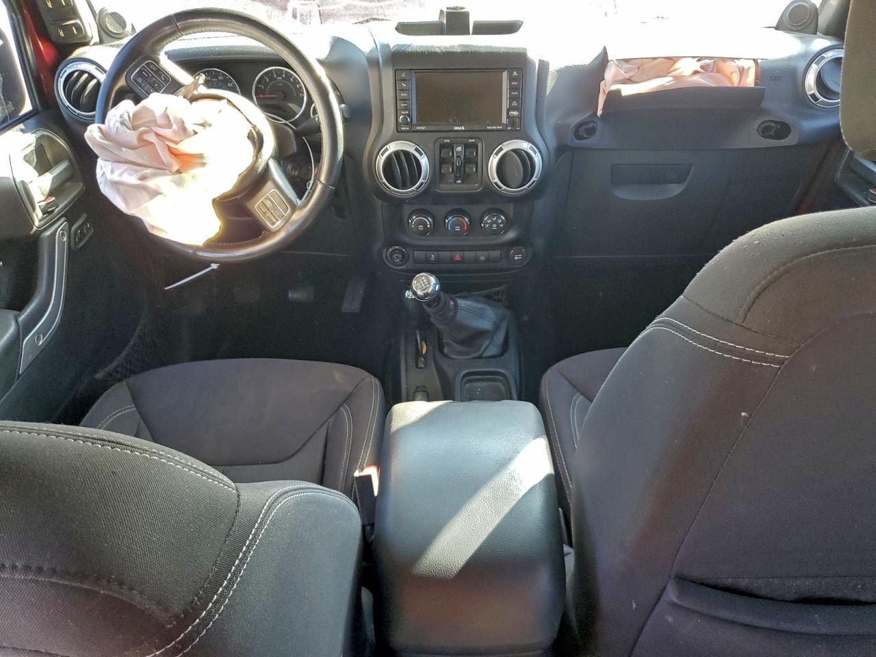 2013 Jeep Wrangler Unlimited Sahara VIN: 1C4BJWEG8DL544104 Lot: 94114175