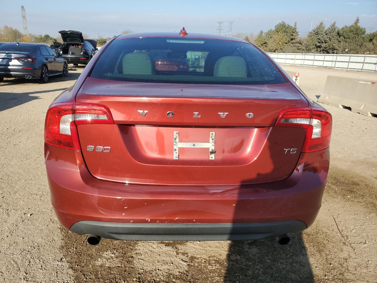 2012 Volvo S60 T5 VIN: YV1622FS1C2051129 Lot: 90673765