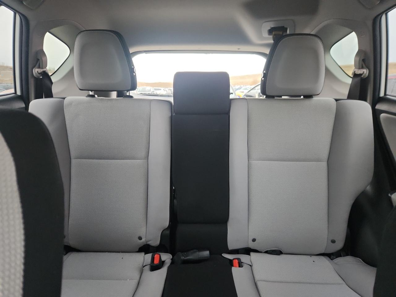 2017 Toyota Rav4 Xle VIN: JTMRFREV2HJ106499 Lot: 93515875