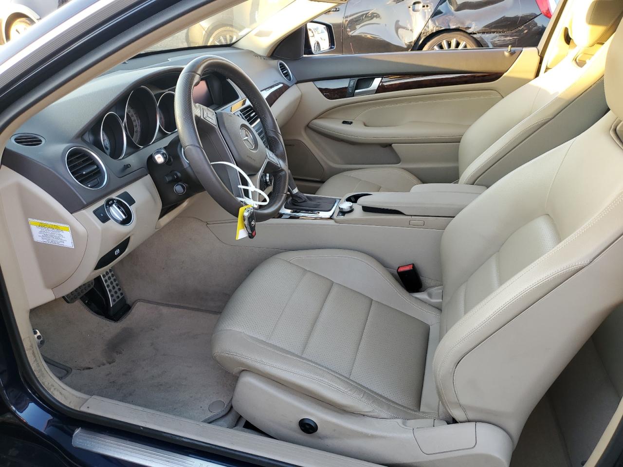 2014 Mercedes-Benz C 250 VIN: WDDGJ4HB9EG201330 Lot: 91829935