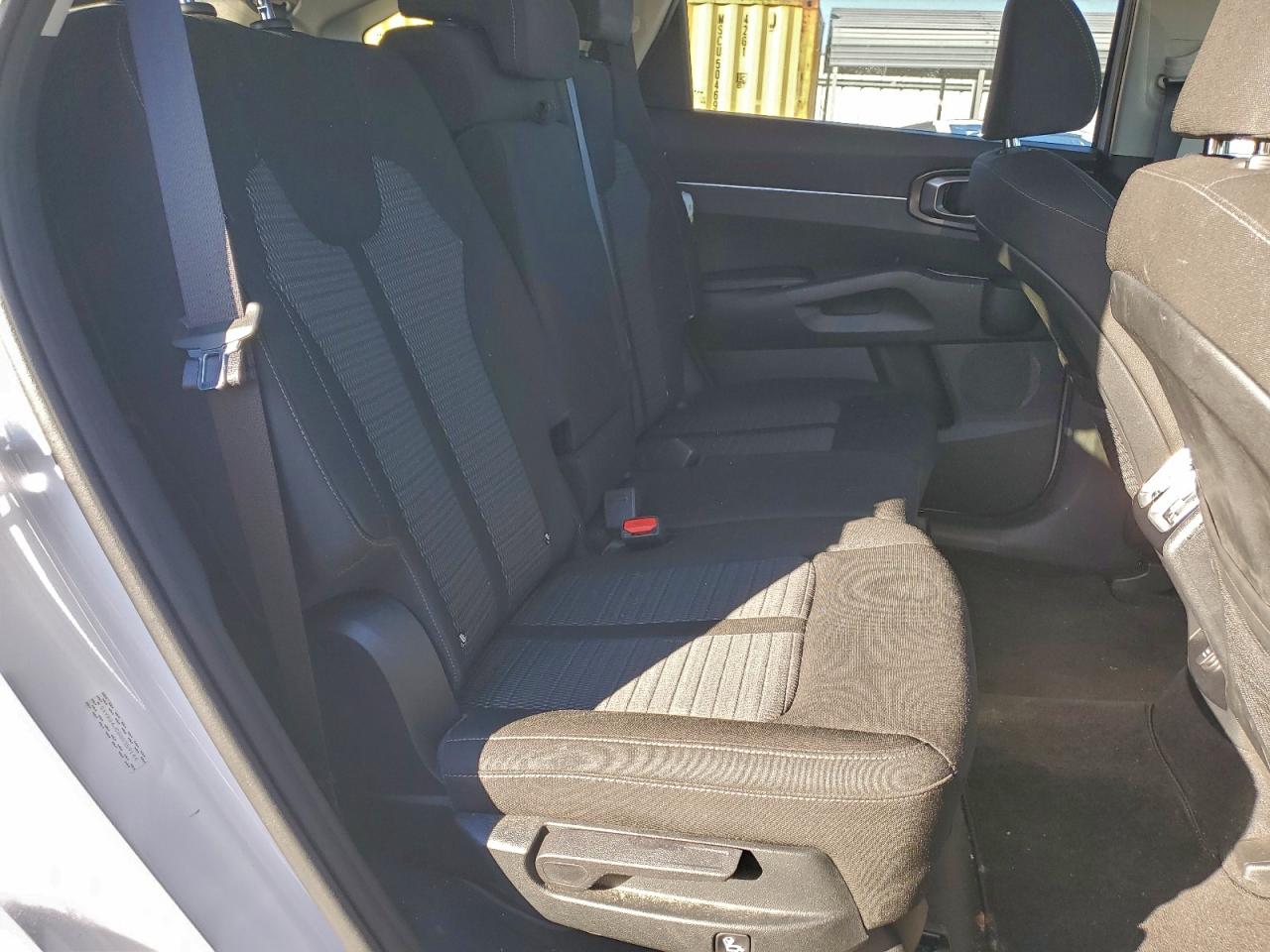 2025 Kia Sorento Lx VIN: 5XYRG4JC8SG359144 Lot: 94671915