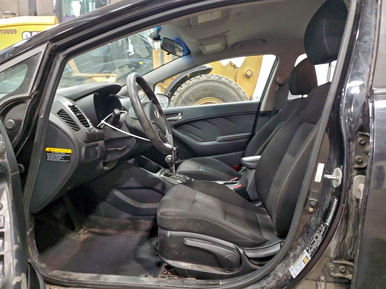 2017 Kia Forte Lx VIN: 3KPFK4A75HE160580 Lot: 94112045