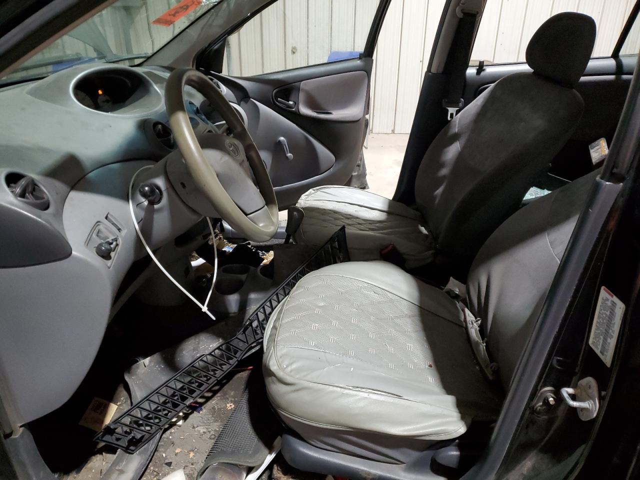 2000 Toyota Echo VIN: JTDBT1237Y0094130 Lot: 92227655