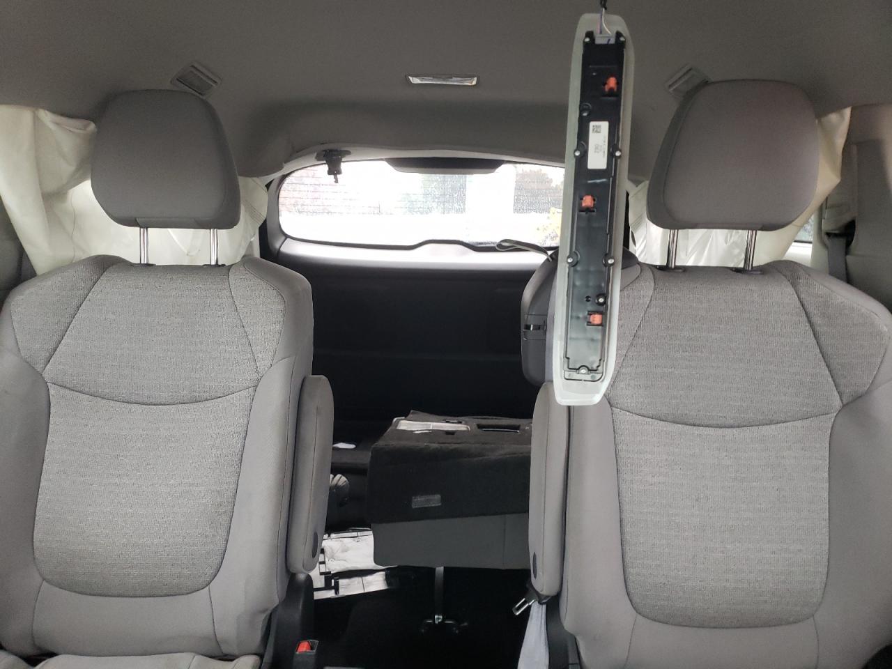 2022 Toyota Sienna Le VIN: 5TDKRKEC3NS076605 Lot: 91306485